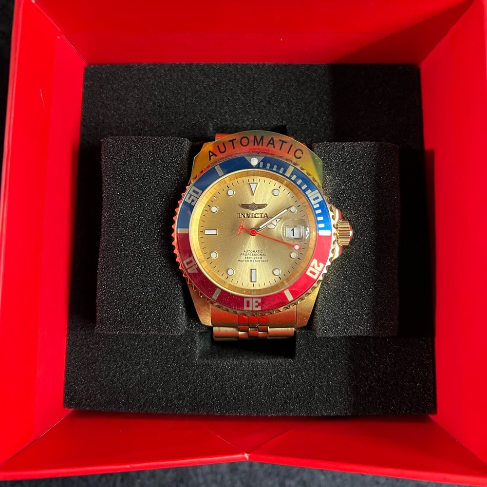 Invicta Pro Diver Pepsi Bezel Automatic Men’s Watch-42mm MOD-29183 Gold (NWT)